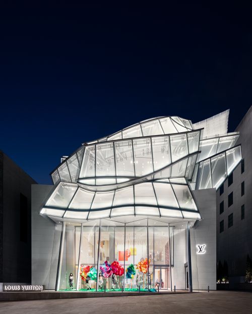 LV 與建築大師 Frank Gehry 推出限量聯名系列：重新演繹經典包袋 Capucines、Twisted Box Trunk