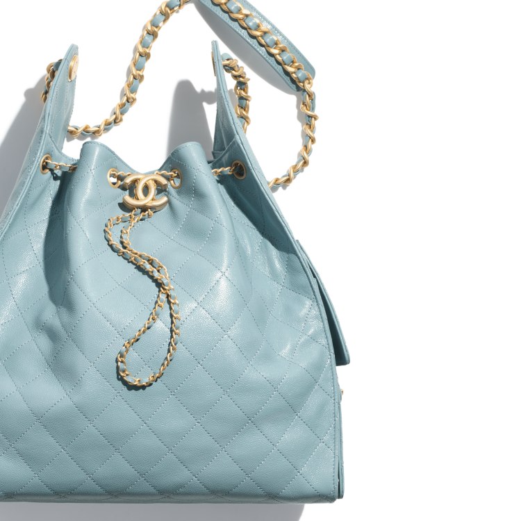 2025上半年全新7款精品包統整：Chanel「25」開賣秒殺，LV「Biker」騎士包Lisa搶先示範