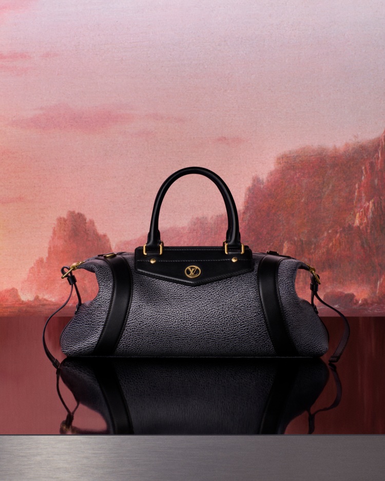 2025上半年全新7款精品包統整：Chanel「25」開賣秒殺，LV「Biker」騎士包Lisa搶先示範