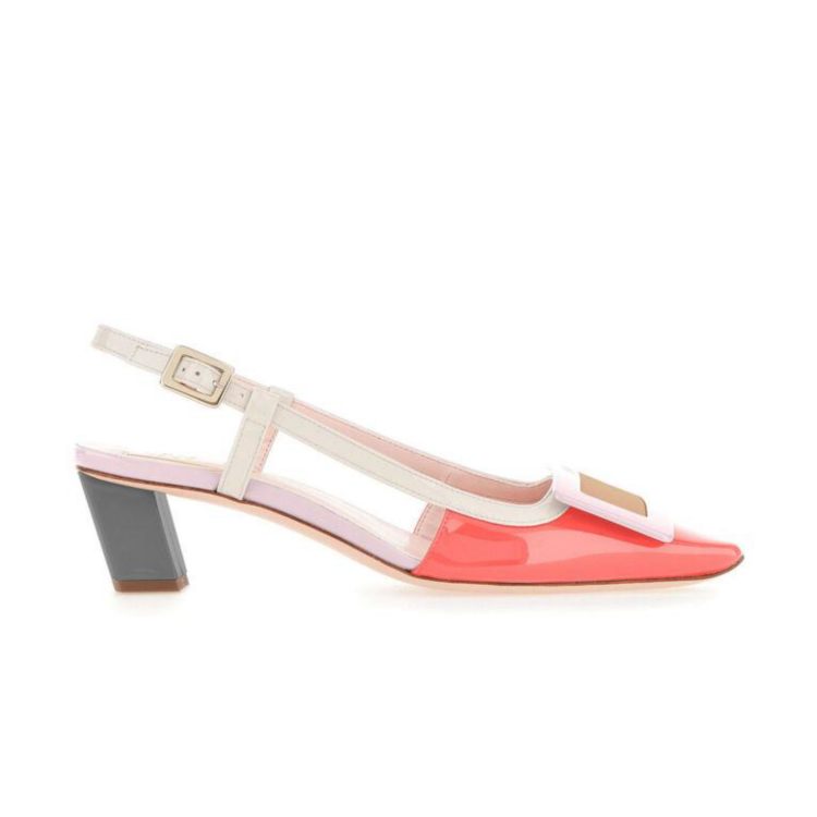 Roger Vivier 2025春夏「方釦鞋」8雙必收：粉橘撞色俏皮，「牛皮夾腳涼鞋」輕盈又優雅！