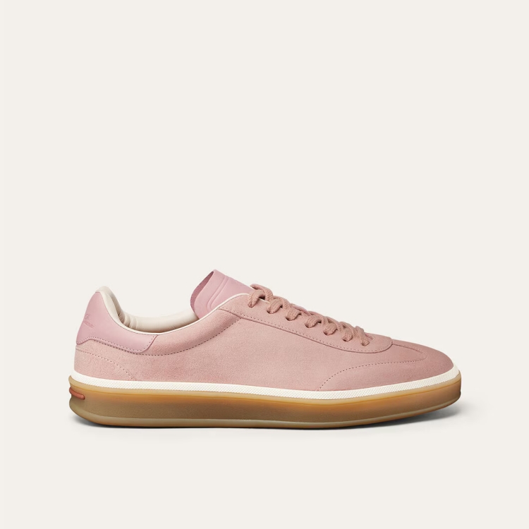 2025精品「麂皮運動鞋」推薦6款！Miu Miu機能面料拼接麂皮最吸睛，Loro piana低鞋口剪裁時髦復古