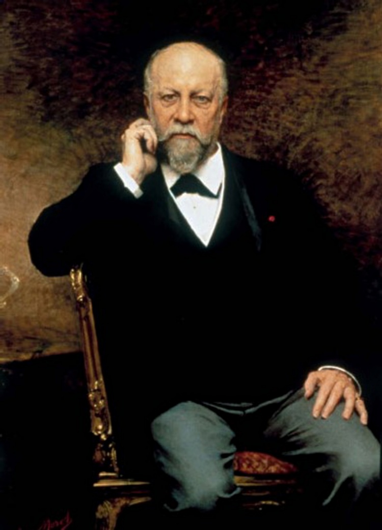 Boucheron 2025高級珠寶系列彷彿「生物百科」！常見植物花卉不夠看，蒼蠅、飛蛾也能載身上！