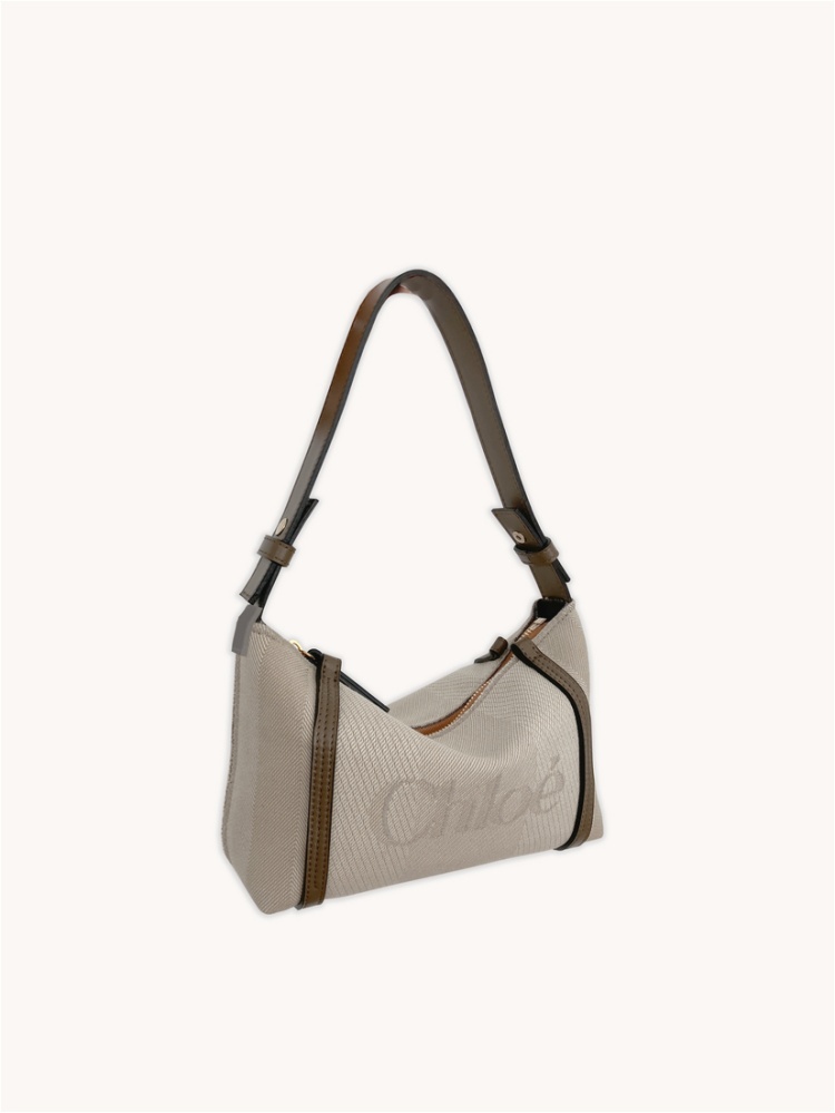 Chloé 2025春夏系列包款推薦Top 7！Spin托特包極簡大容量，拉菲草半月包展現工藝細節