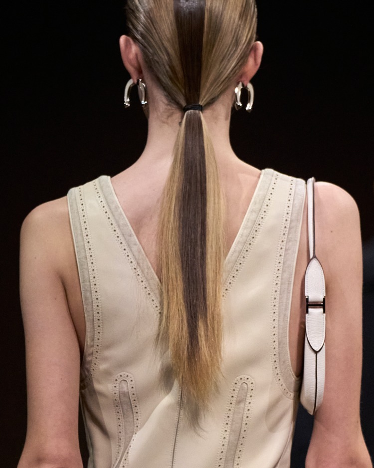 Hermès 2025下半年6大重點包款！品牌入門「菜籃子」再推新款，「迷你腋下包」是下一個秒殺單品！