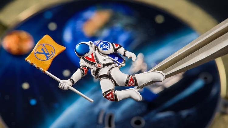 【腕錶小教室】LV 2025藝術腕錶系列!開啟雨林、日本武士道與星際漫遊的奇幻旅程