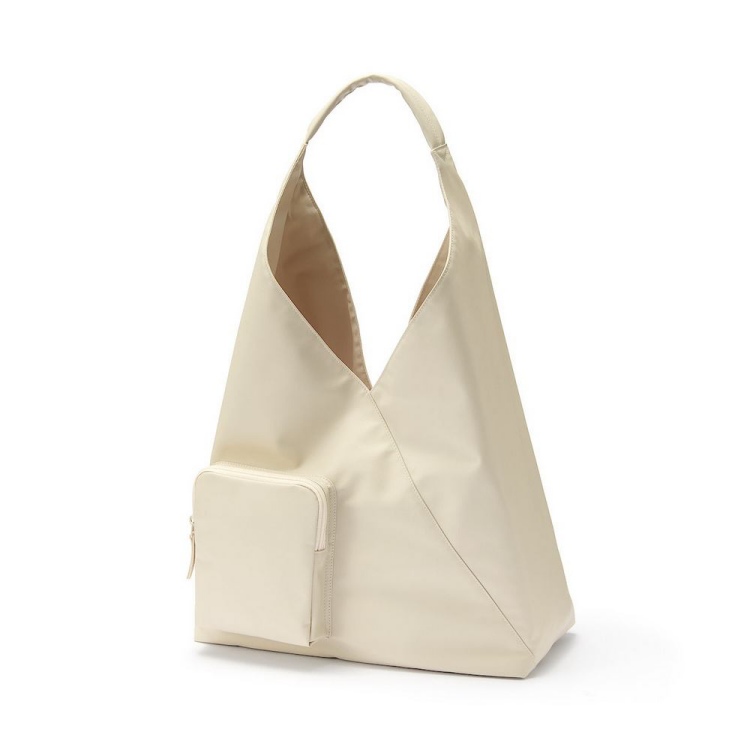 2025百搭平價托特包推薦Top 10:小CK、無印良品通勤必備,COS雲朵包新背法