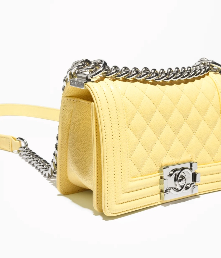 人生第一款Chanel包怎麼買?6款經典包推薦,22收服大包控,25包全球缺貨!