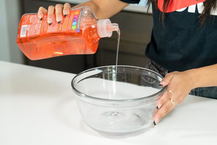 球鞋布鞋怎麼洗最乾淨?掌握3大觀念+5步驟,做到「這點」有效又不傷鞋