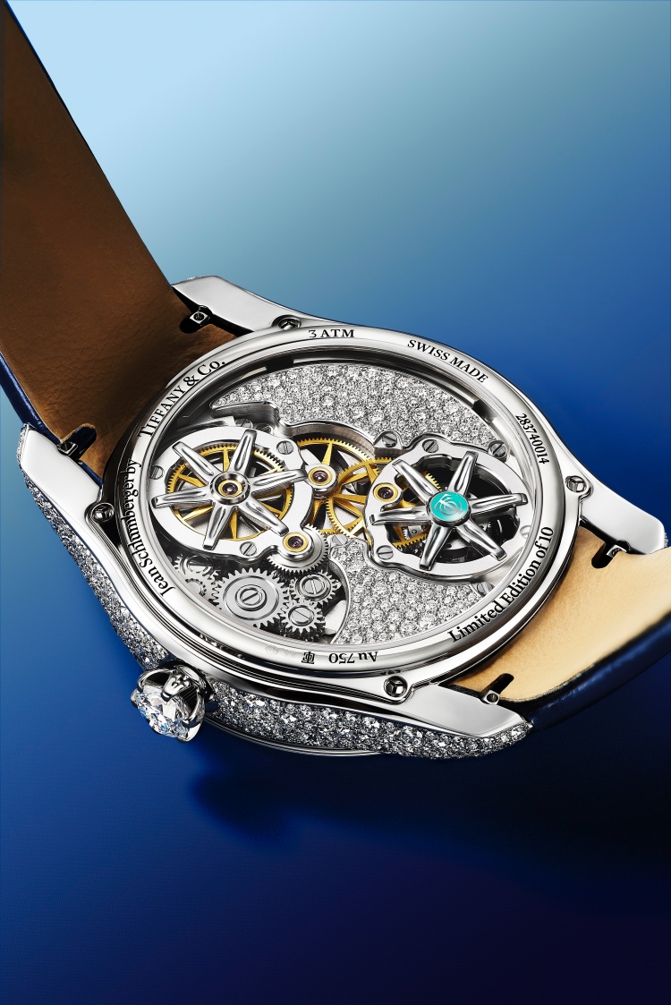 Tiffany 2025高級珠寶化身最強寶石專家！購入超稀有7500克拉粉紅寶、天然祖母綠，呈獻海底珠寶盒