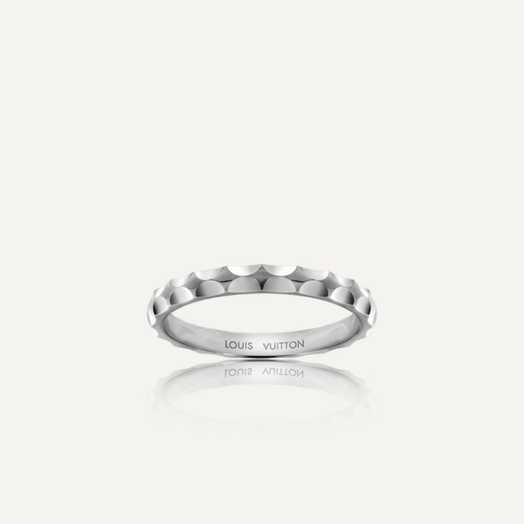 六萬內「18K白金戒指」推薦10選！寶格麗、卡地亞經典設計，VCA三萬入手