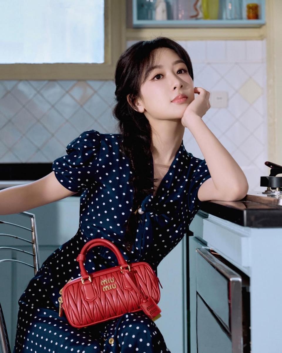 《錦繡芳華》楊紫愛包8款推薦！這款MK鏈帶包小資女也能入手！