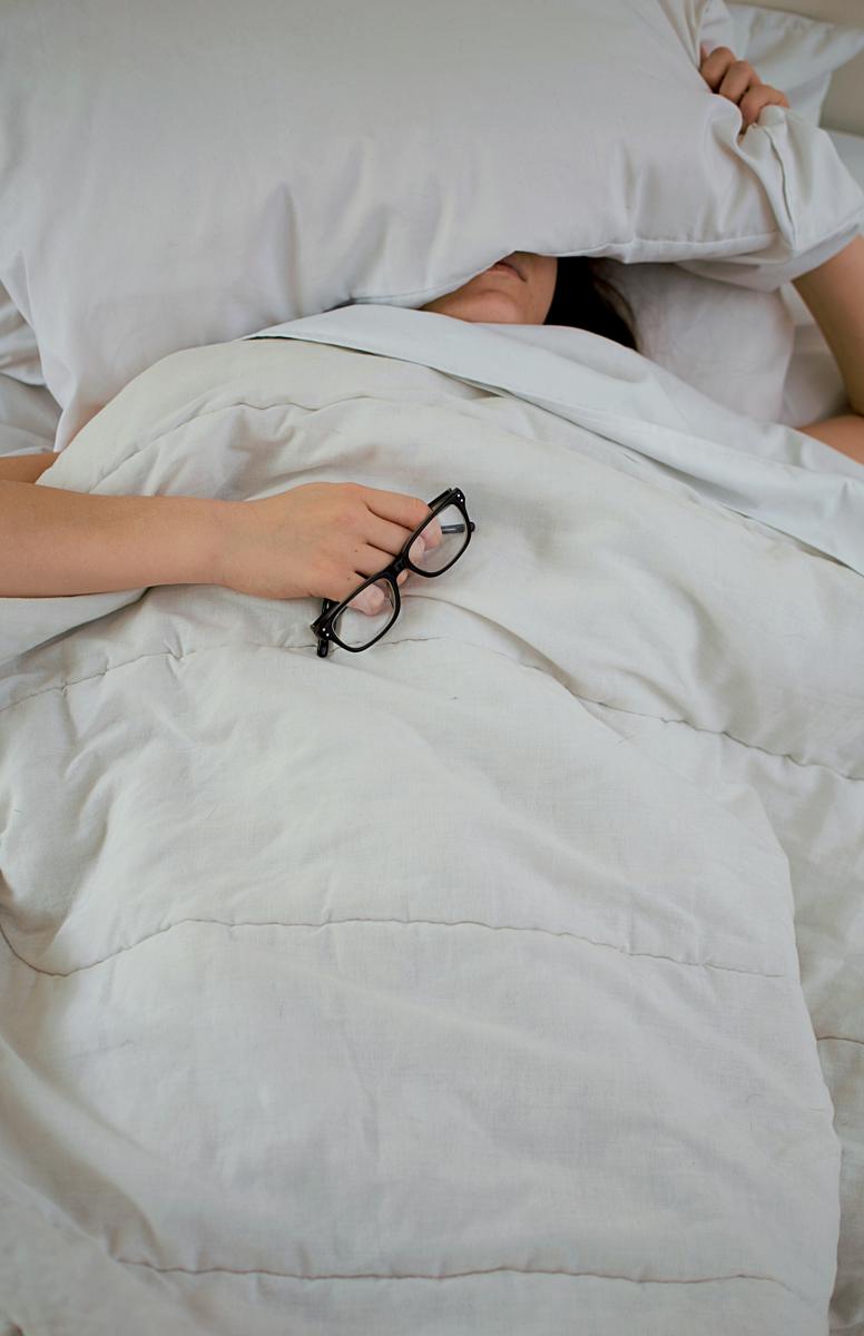 小暑節氣別一直熬夜，還是要適度睡眠充足。