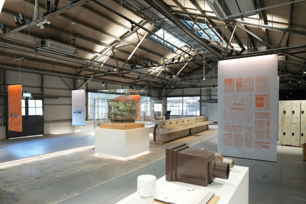 國家鐵道博物館透過策展形式，規劃 3 檔特展、3 檔常設展、2 檔現地展，共計 8 檔鐵道主題展覽，邀請所有人走進這座歷史空間。