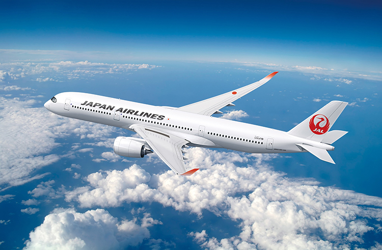 這是一架日本航空的飛機，擁有超大座位、舒服的椅墊，讓他獲得最佳商務艙前十名。