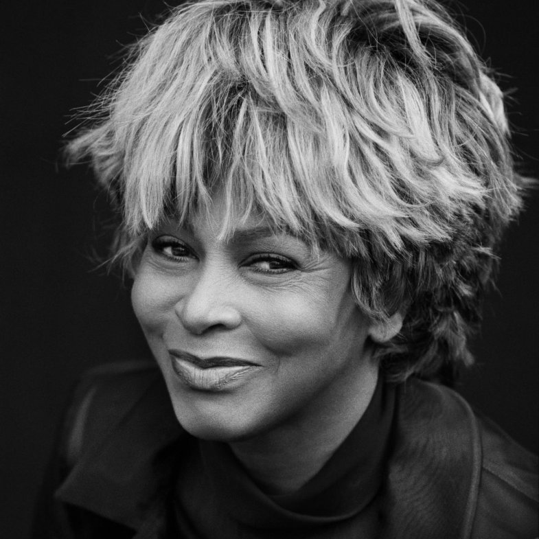 美國傳奇搖滾天后Tina Turner與世長辭！歌唱生涯超過50年、抱走12座葛萊美獎，精彩人生曾搬上大銀幕