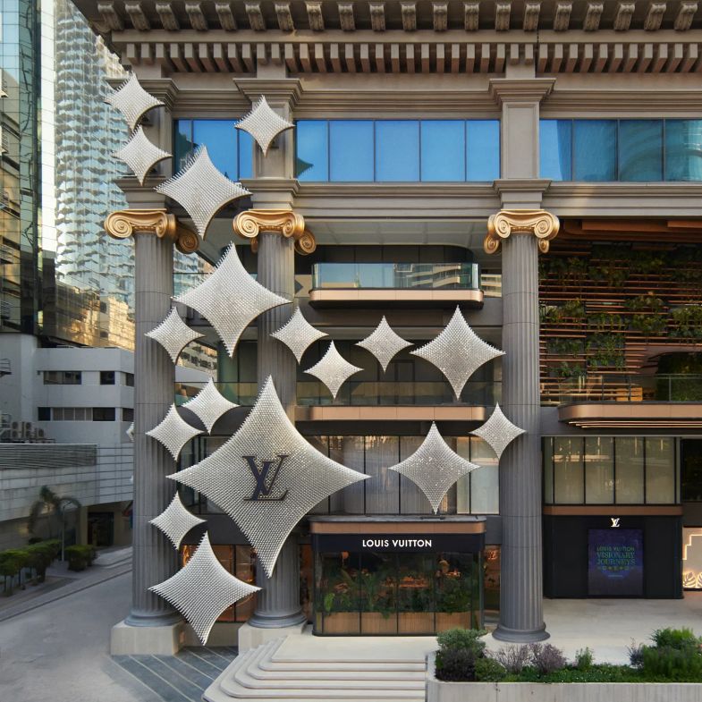 2024 泰國最新景點！曼谷宮殿「LV The Place Bangkok」震撼登場，集合 Cafe、餐廳、購物，四大空間搶先看