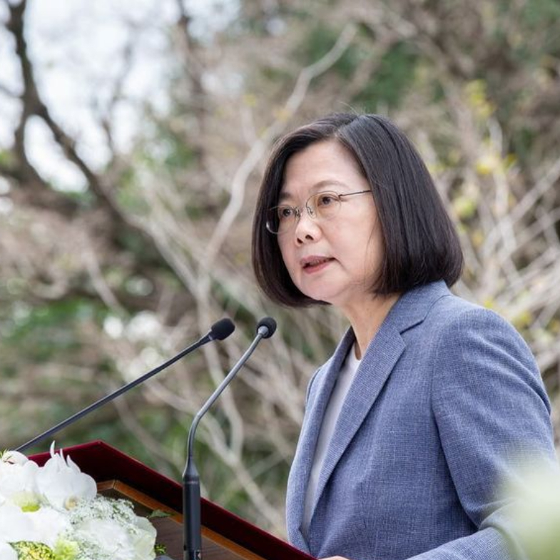 蔡英文入選《彭博》年度人物50大，怪奇比莉、《寄身上流》奉俊昊，連Netflix也入榜！