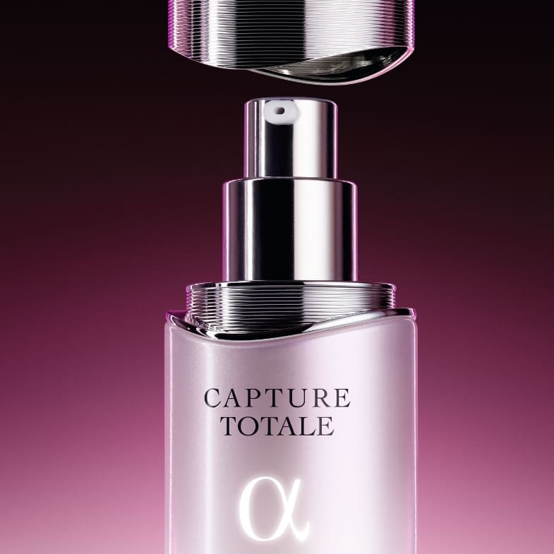 2023抗老精華新巔峰！Dior「逆時能量精華」天然升級，專訪法國保養專家解答3大凍鈴基因