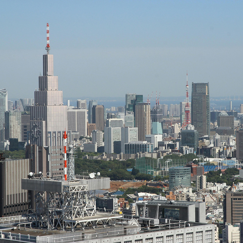 【Bella出國去】日本觀光局推「空手搭機」！如何宅配包裹回台灣？不只郵局，全家也能寄